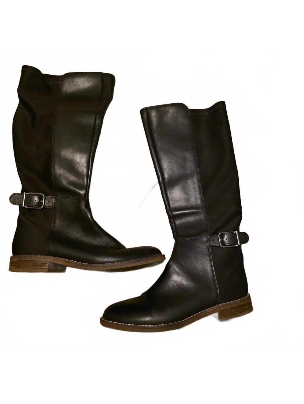 Wmn's 6.5 Clarks Black knee high riding boots with buckle accents